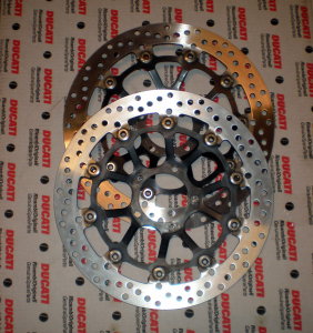 Bromsskiva Brembo. Ducati 7