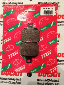 Bromspads bak Ducati