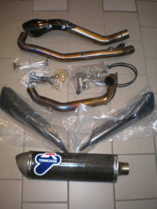 Termignoni 2-1 carbon Racing system. Ducati Hypermotard 1100. Beg