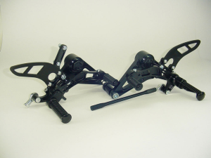 Ducati, fotpinnar kit , delar